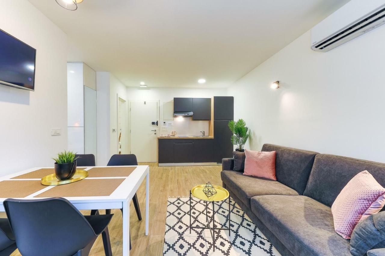 Onesta Lägenhet Split Exteriör bild
